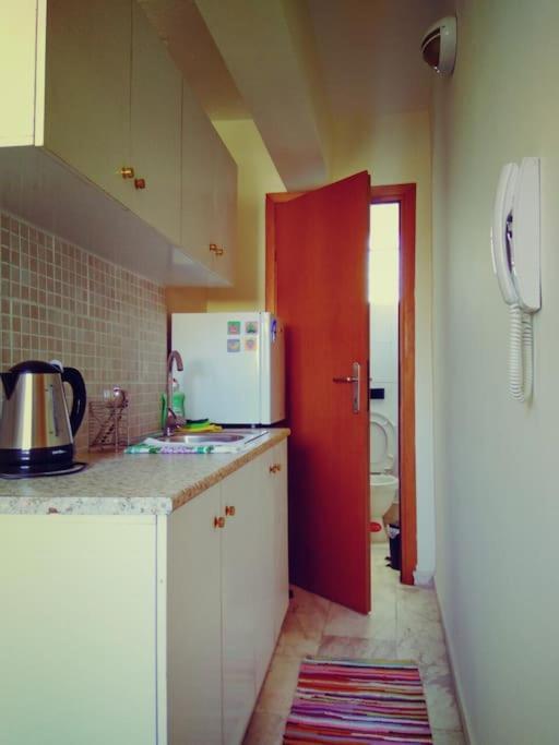 Tiny Loft Studio In The Heart Of Thessaloniki,17 Square Meters,On The Terrace Of The Building Exterior photo